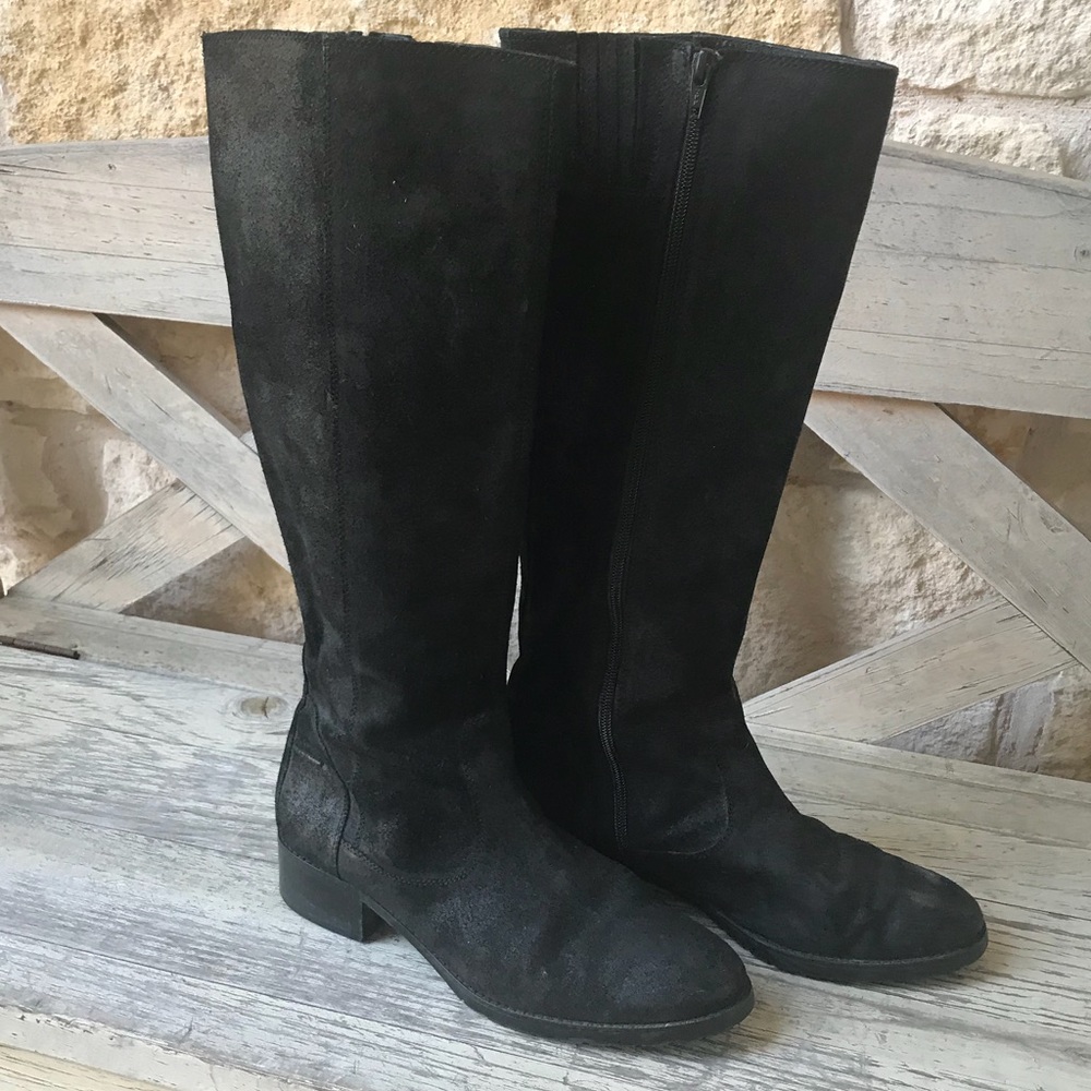 Donald J. Pliner Suede Leather Boots